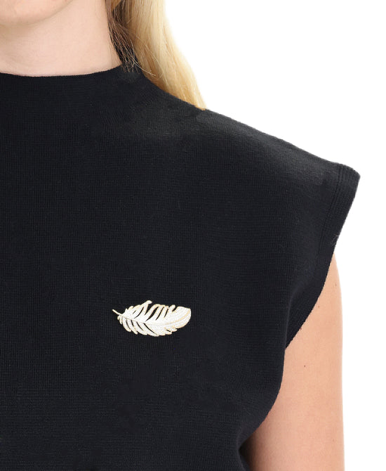 Leaf Brooch view