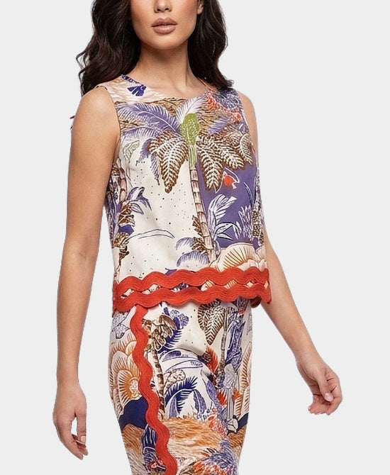 
Printed Top w/ Scallop Trim in MULTI view 1