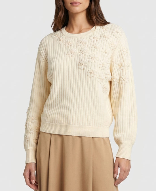 
Sweater w/ Flowers in CREAM view 1