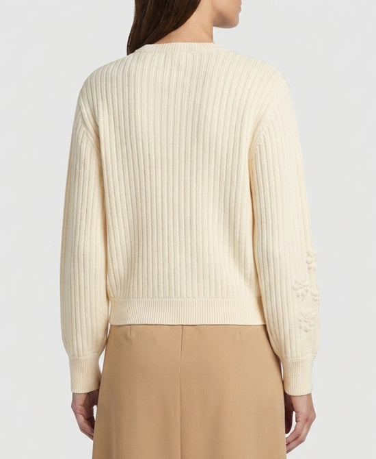 
Sweater w/ Flowers in CREAM view 2