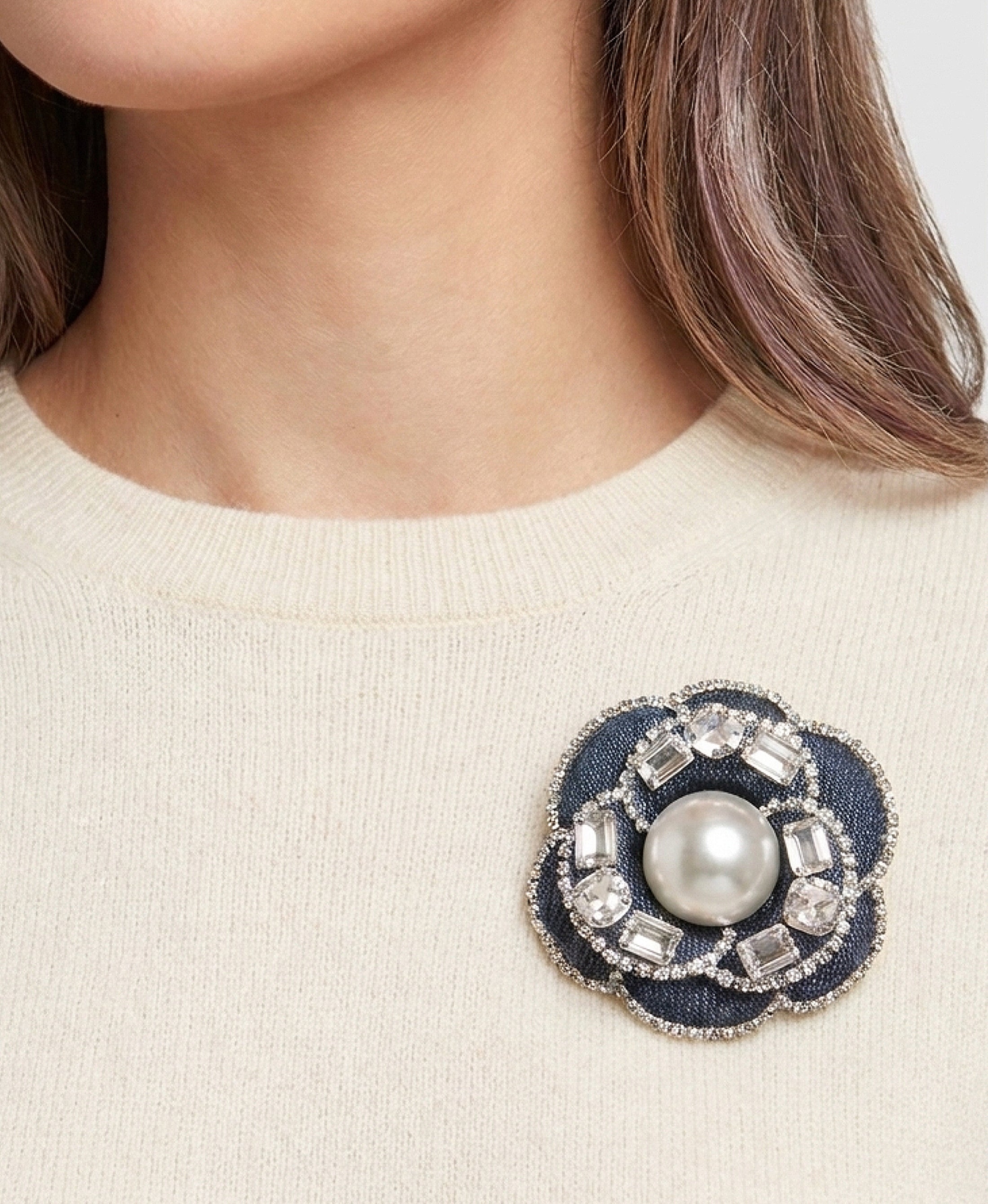 Denim Rosette Faux Pearl Brooch/Hairclip w/ Crystals – FOX'S - Online