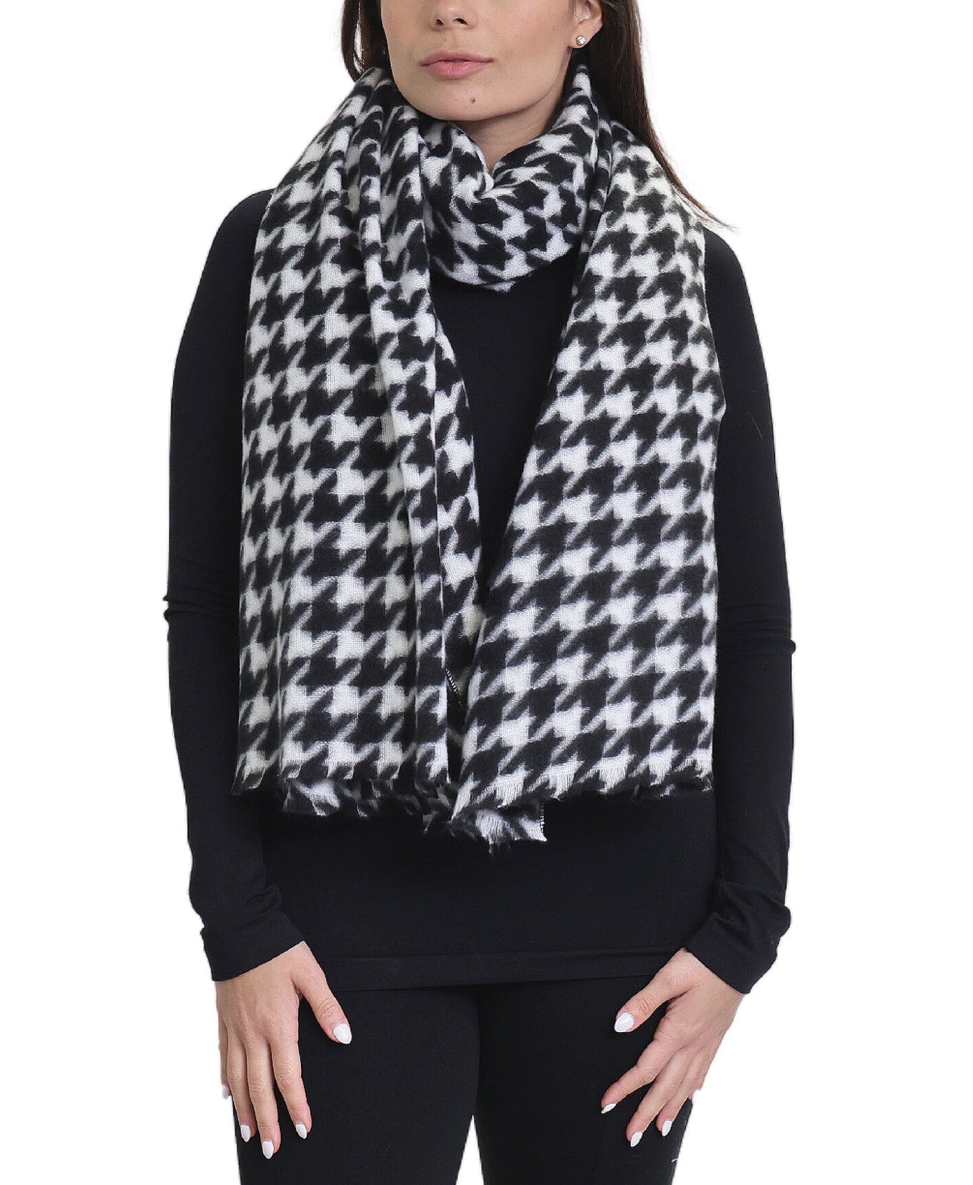 Houndstooth Print Scarf/Wrap image 1