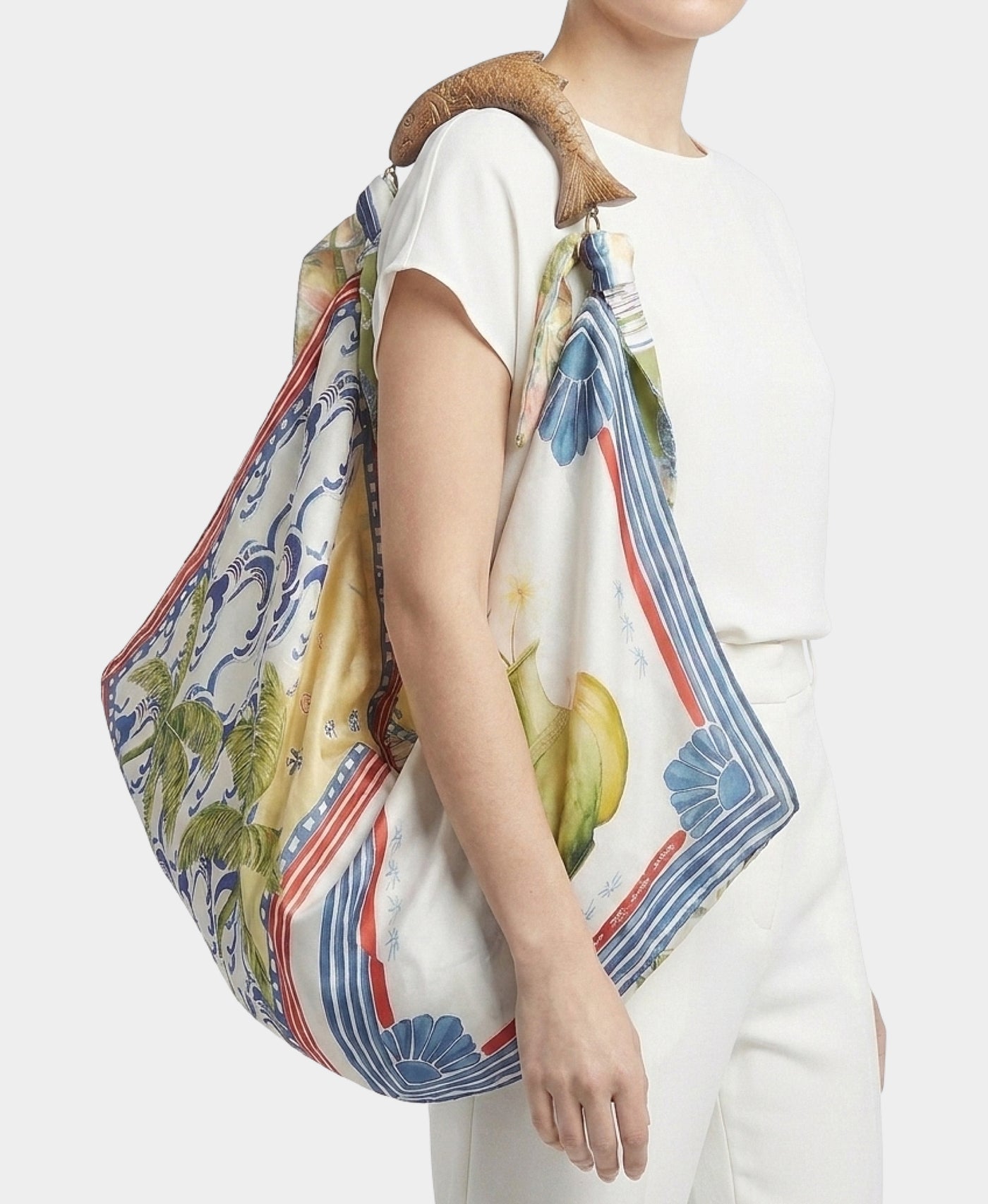 nuit/rebuild scarf purse(箱付き) Large Printed Scarf Handbag – FOX'S - Online