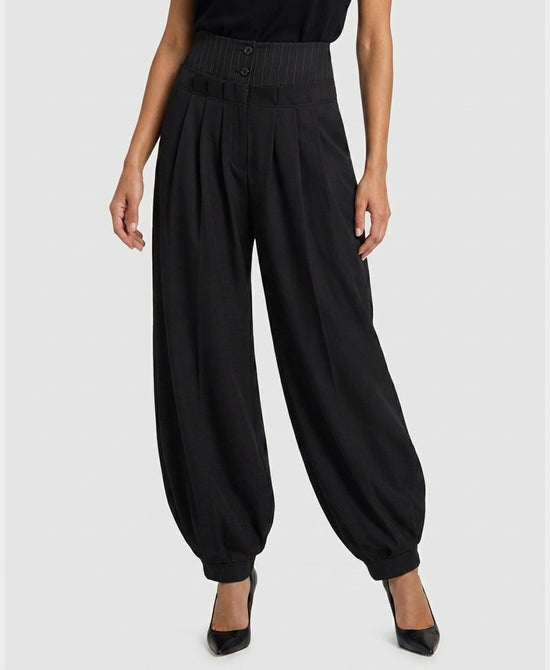 
Pleated Balloon Pants in BLACK view 1
