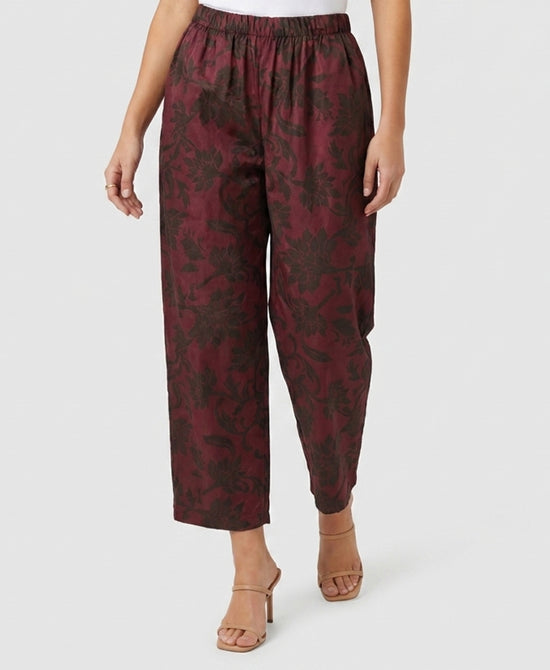 
Floral Print Crop Pants in burgundy view 1