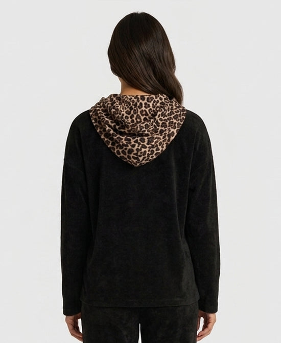 
Chenille Knit Sweatshirt w/ Sequid Star in BLACK view 2