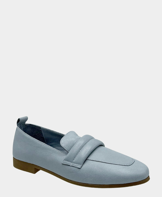 
Leather Loafer in JEAN view 1