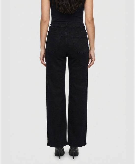 
Wide Leg Jeans in BLACK view 2