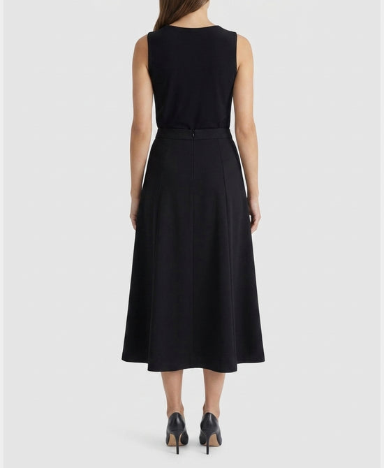 
Solid Maxi Skirt in BLACK view 2