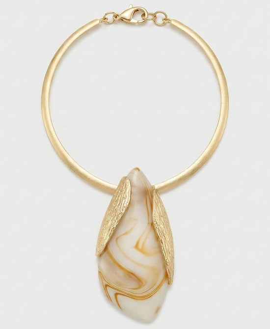 
Large Marble Pendant Collar Necklace in IVORY/GOLD view 2
