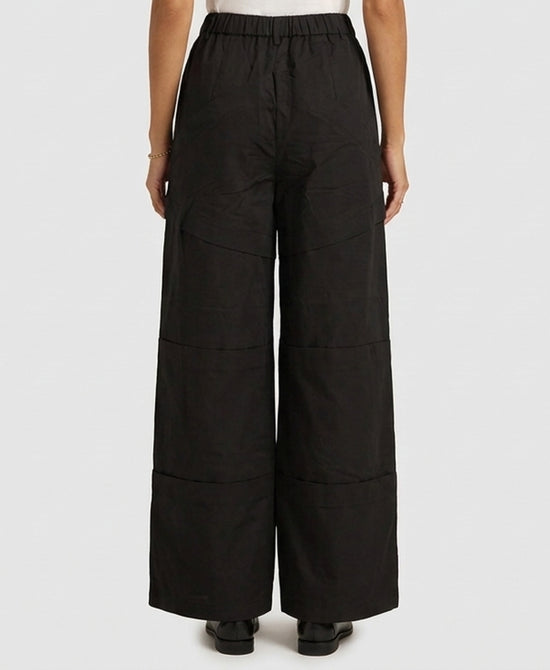
Wide Leg Pants w/ Seams in BLACK view 2