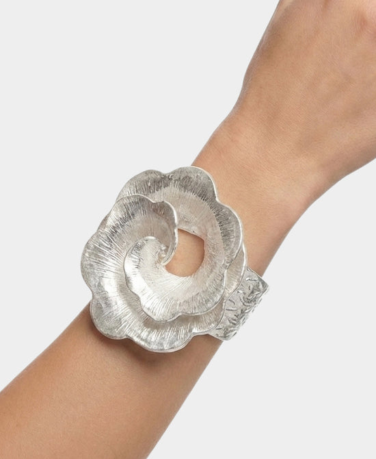 
Oversized Flower Elastic Bracelet in SILVER view 1