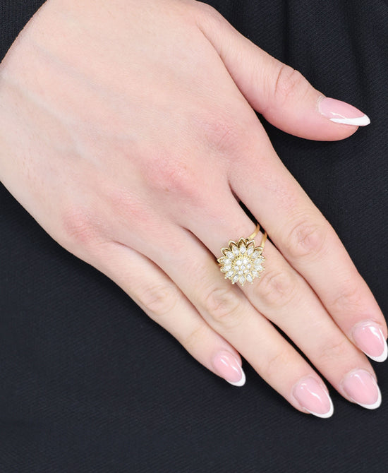 Flower Spinner Ring view 