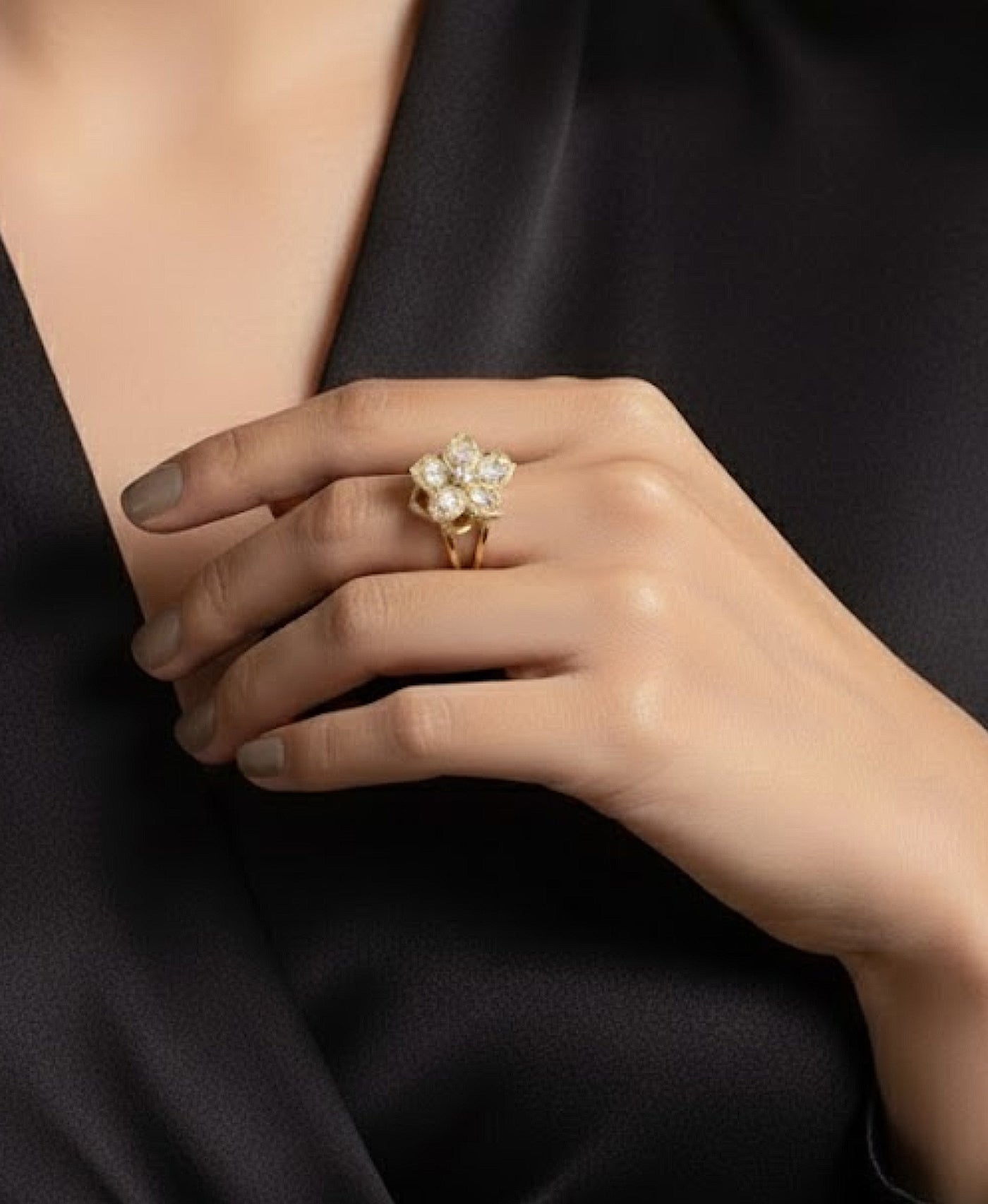 Flower Spinner Ring view 1