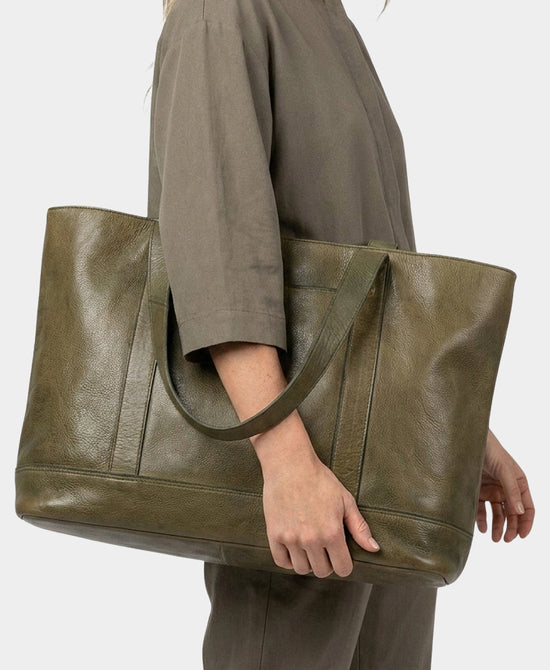 
Leather Tote Bag in MOSS view 2