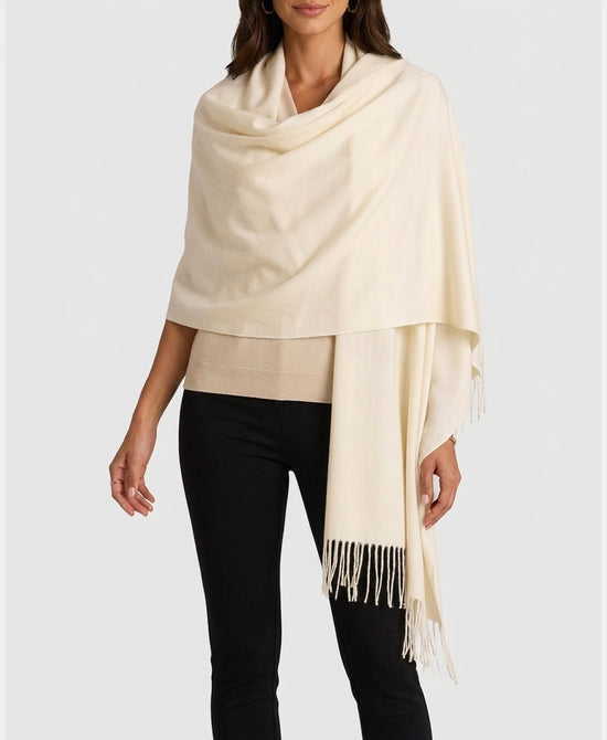 
Shawl w/ Fringe in IVORY view 1