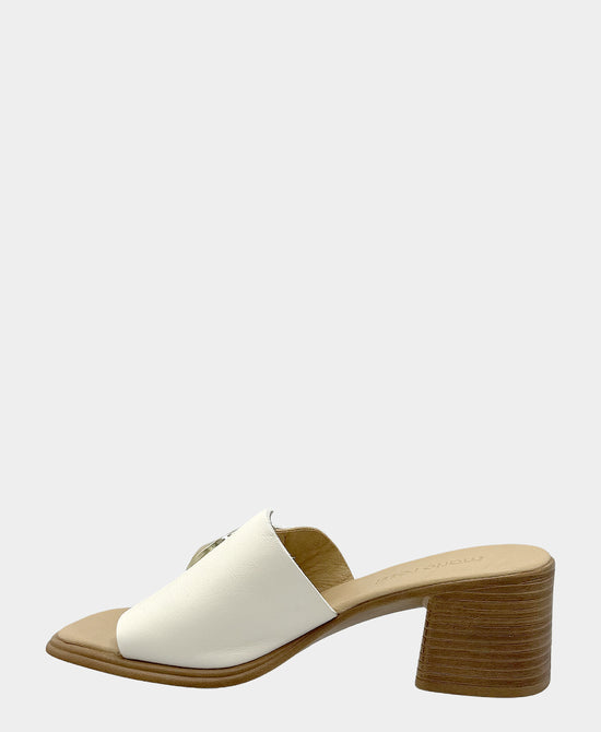 
Leather Heeled Sandal in CREAM/GOLD view 2