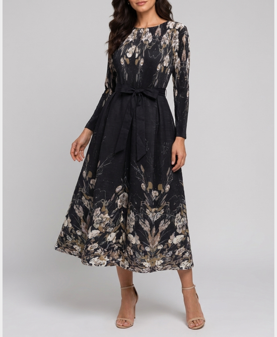 
Floral Plisse Maxi Dress in BLK view 1