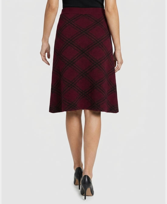 
Plaid Knit Midi Skirt in WINE/BLACK view 2