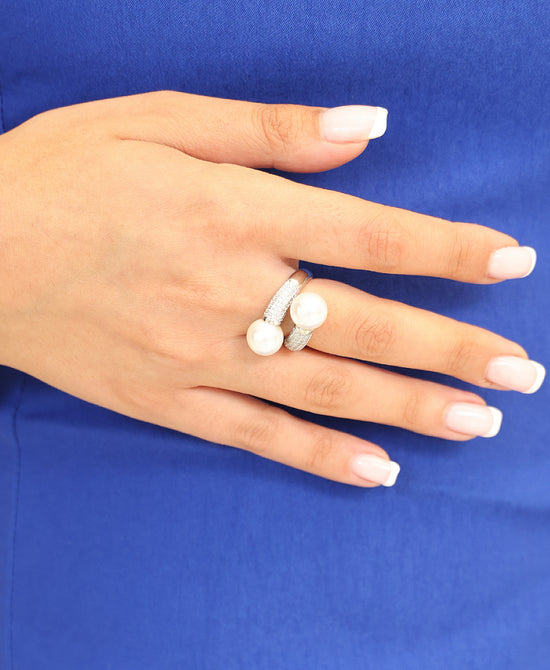 Statement Ring w/ Pearl view 