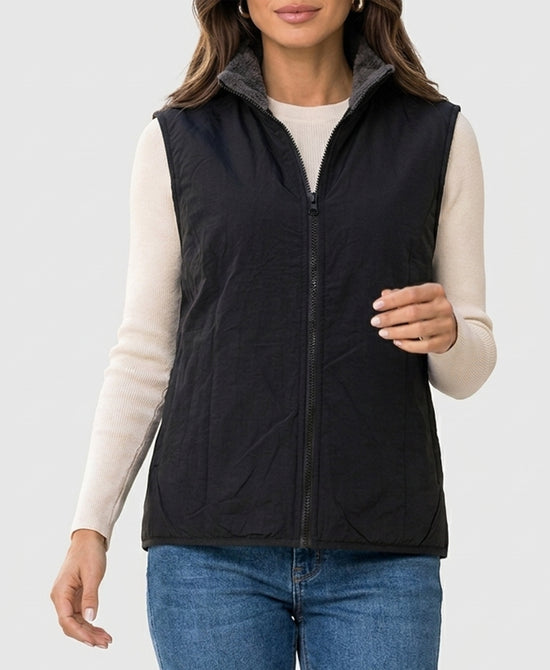 
Reversible Sherpa / Nylon Vest in GREY/BLACK view 1