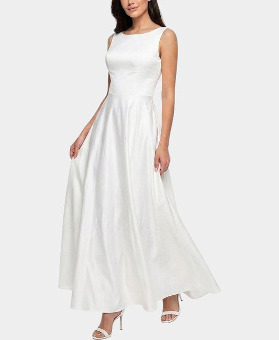 
Maxi Dress w/ Tie Back in WHITE view 1