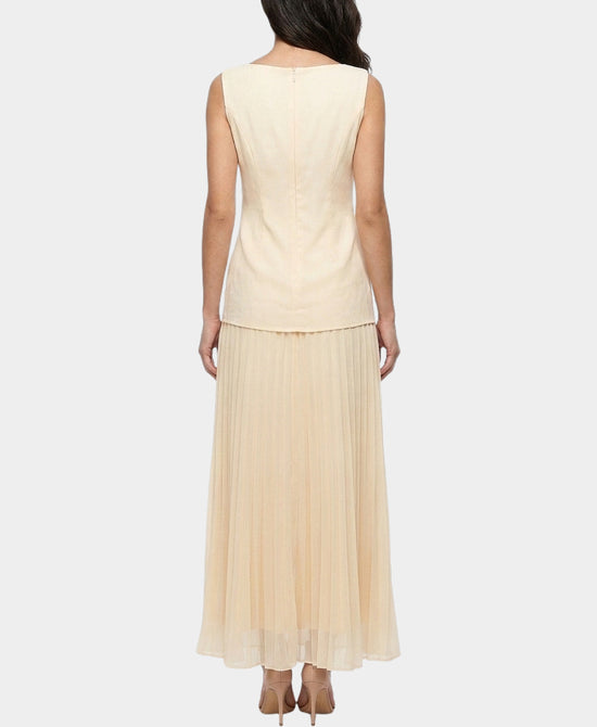 
Drop Waist Pleated Dress in CREAMY PEACH view 2