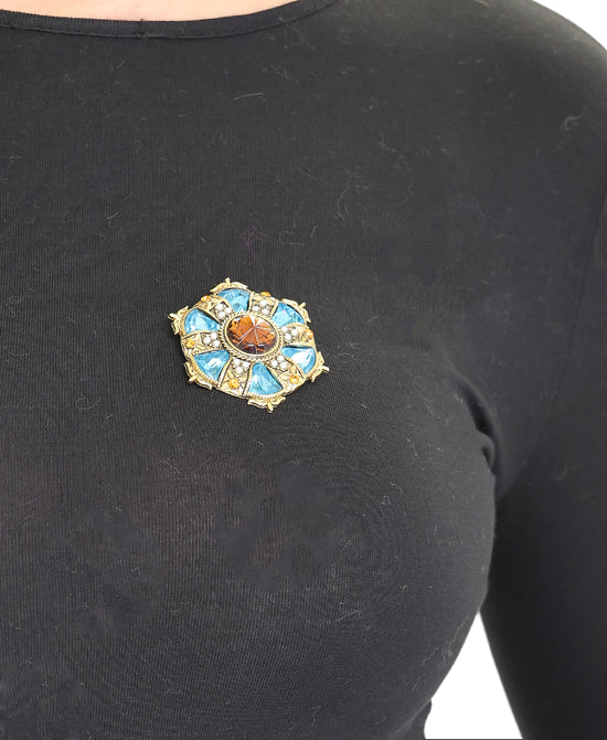 Medallion Brooch view 