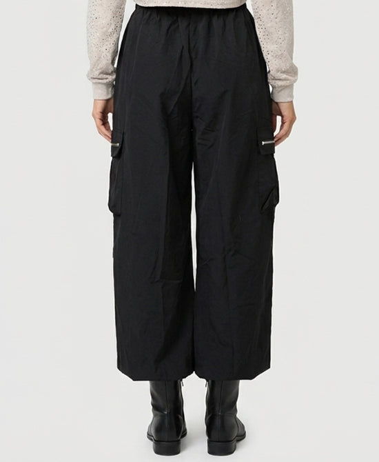 
Wide Leg Cargo Pants in BLACK view 2