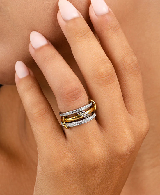 Linked Stack Ring Set view 
