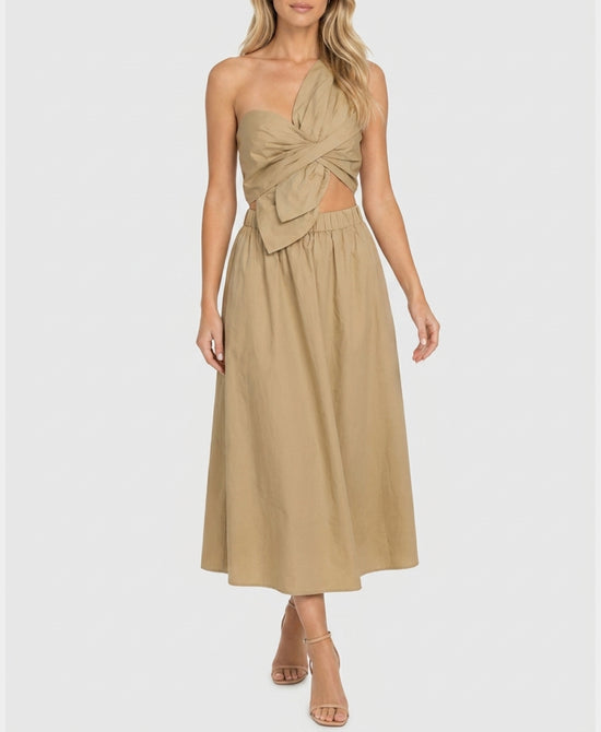 
Flower Bow Midi Dress w/ Cut-Out in BEIGE view 1