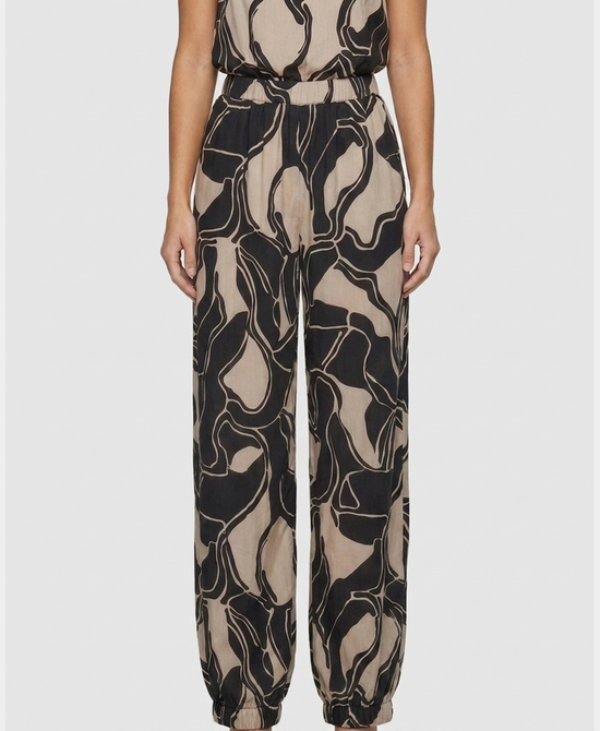 
Print Balloon Pants in BLACK/BEIGE view 2