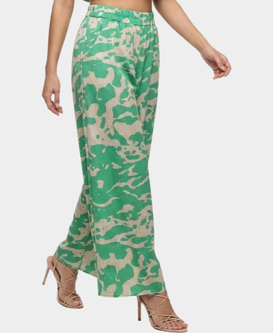 
Satin Textured Pants in GREEN/BEIGE view 1