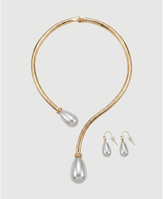 
Collar Statement Necklace & Earring Set w/ Pearls in GOLD view 2